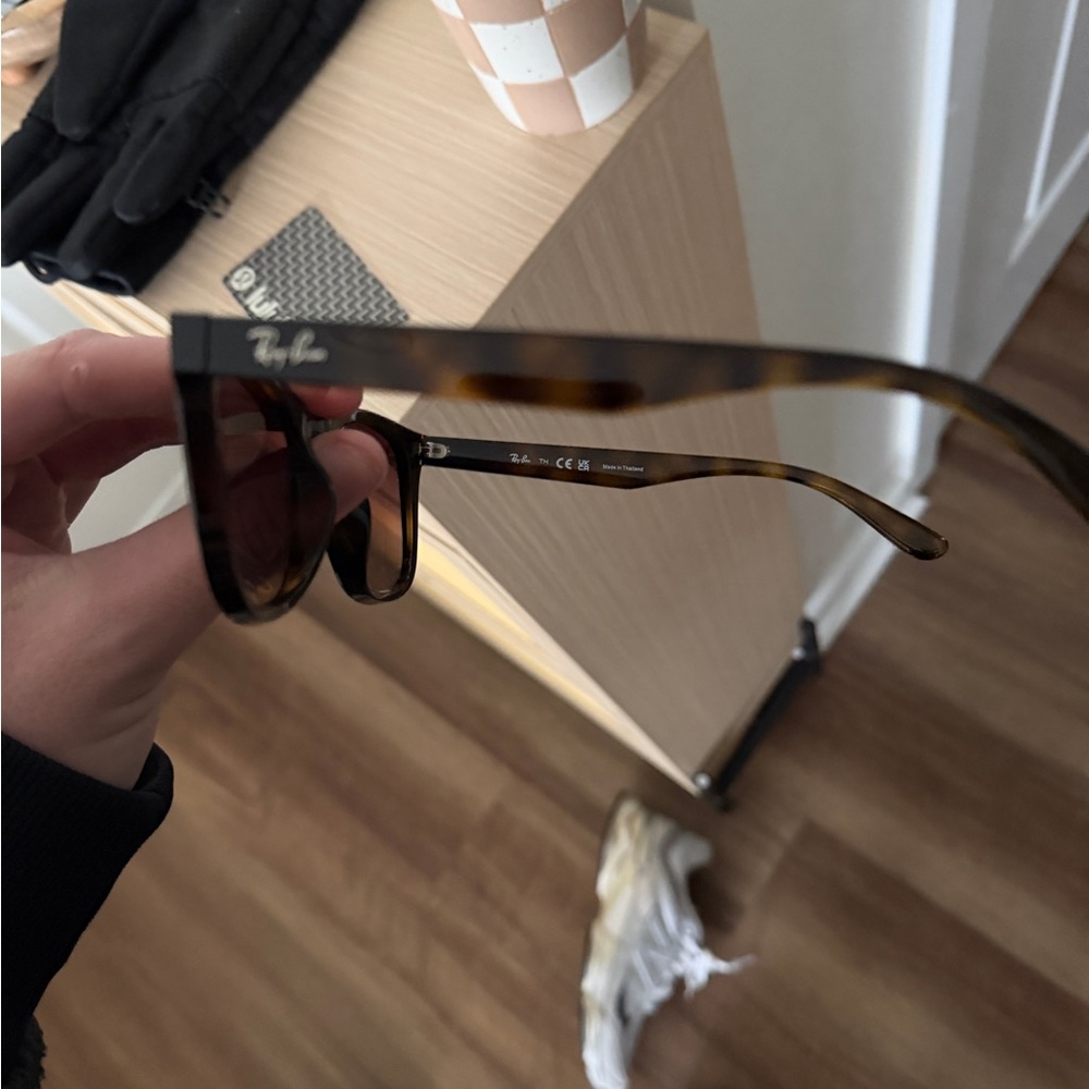 Ray Ban - Picture 3 of 4